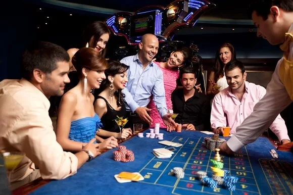 Hvordan bliver man casino dealer
